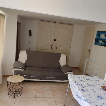 Maison T3 Au Calme Pres De La Mer Villa Istres Exteriör bild